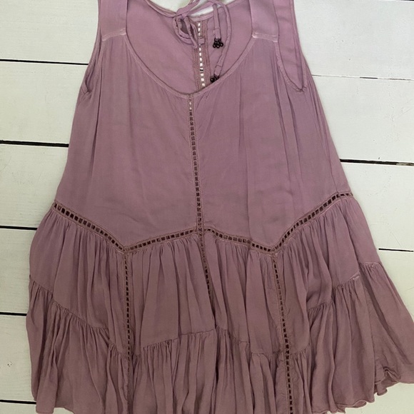 Altar’d State Women’s Tank Top - Picture 3 of 3